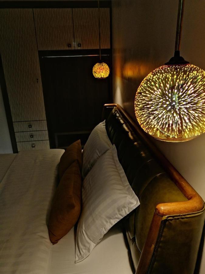 Hidden Bank: Golden Apartman Plovdiv Kültér fotó